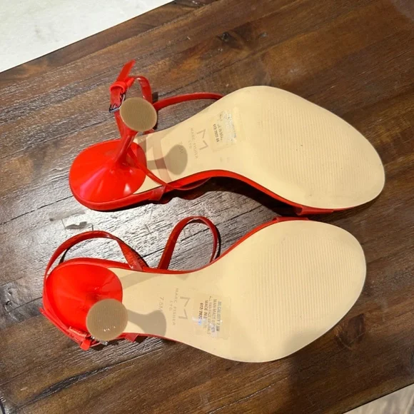 Marc Fisher Red Calisty Strappy Heeled Sandal Open Toe Size 7 - Picture 5 of 9